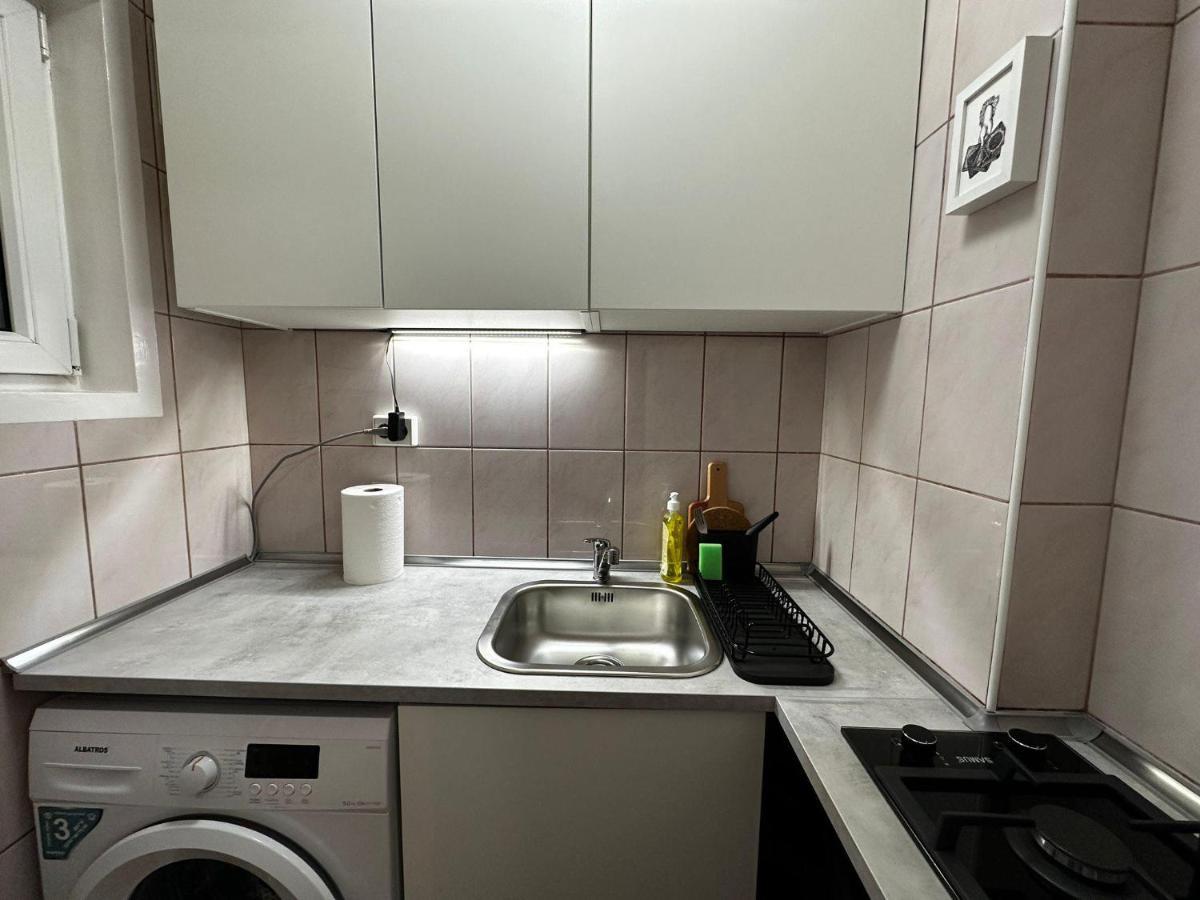 One Room Apartment Decebal Бухарест Экстерьер фото