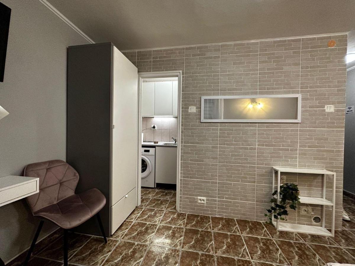 One Room Apartment Decebal Бухарест Экстерьер фото